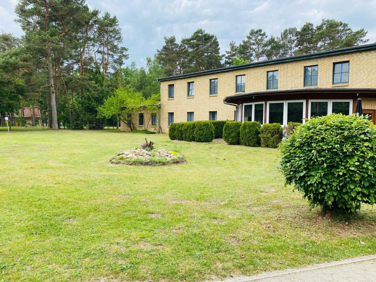 Waldhotel Boizenburg Exterior photo